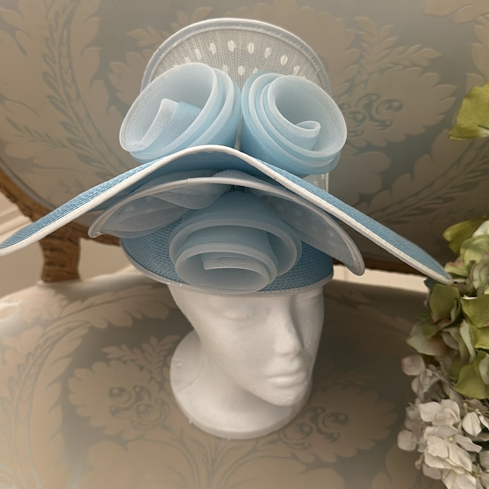 Gorgeous light blue summer church hat, Kentucky derby hat - Picture 3 of 13